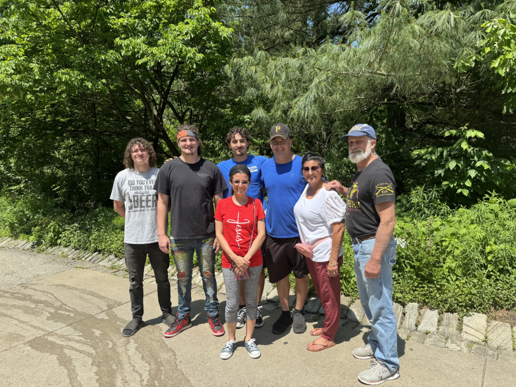 group photo of the bridges for life missions organization